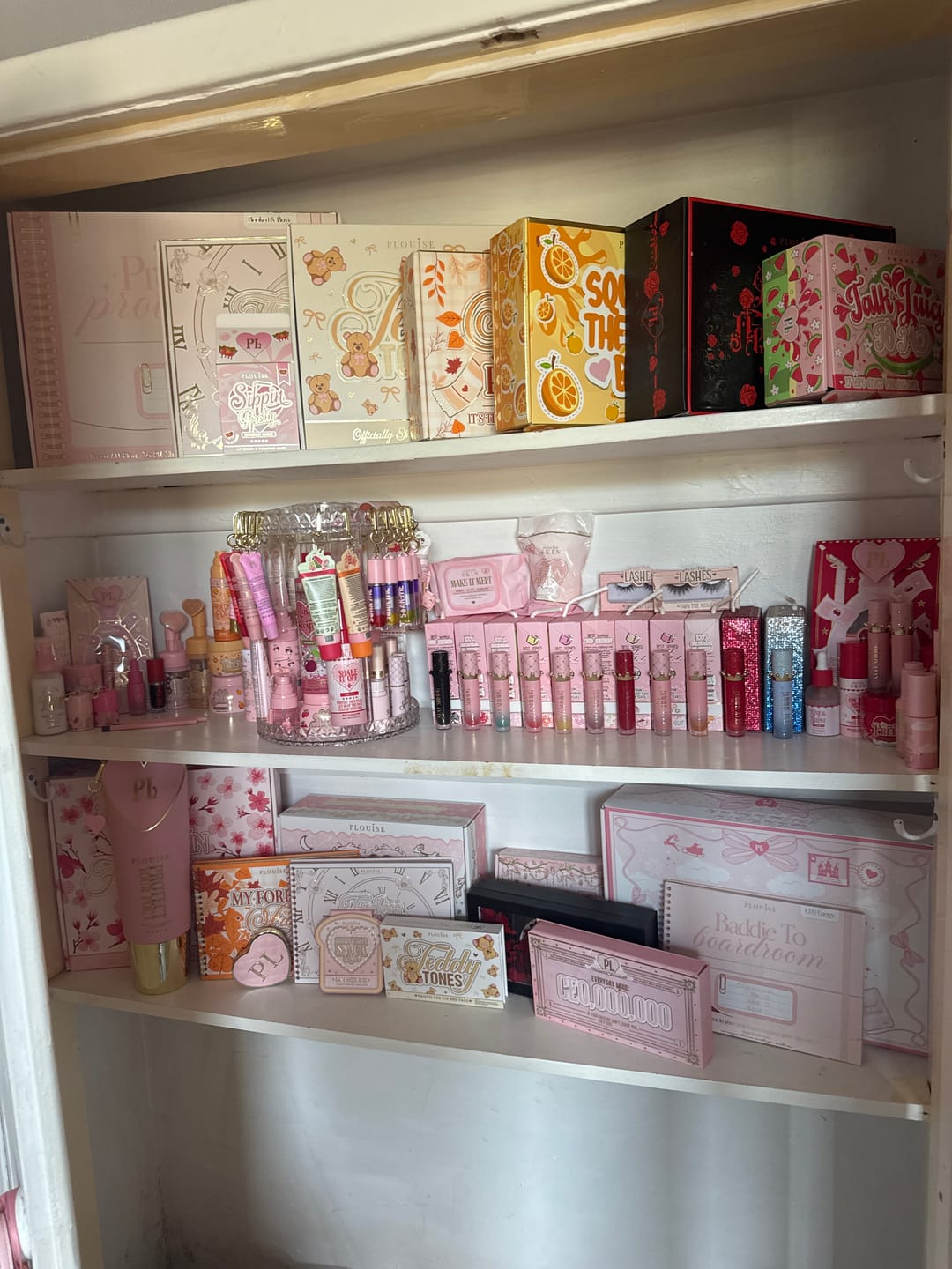 Customer photo review of Protect Your Pout Cherry Lip Conditioner XL PR Gift Set