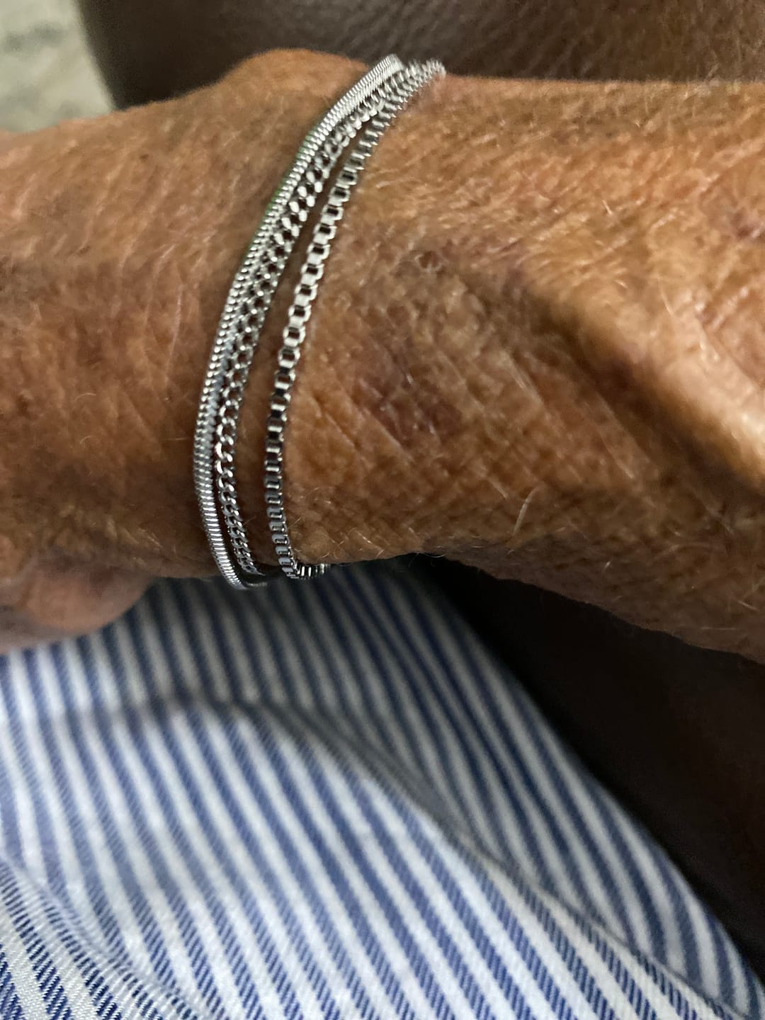Customer photo review of Classic Unisize Ring
