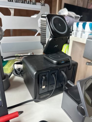 Customer photo review of Gitryin デスクトップ充電ステーション 12-in-1 (40W単ポート)