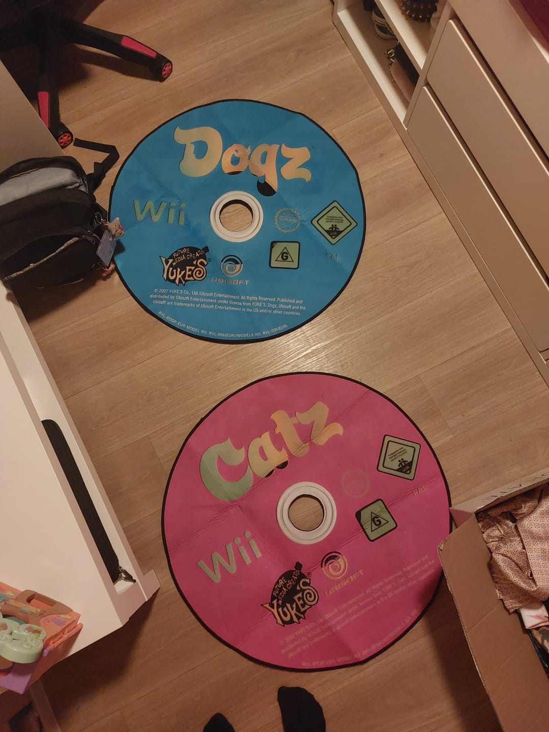 Customer photo review of Custom Disc Rug – Personalized CD, Vinyl or Your Design