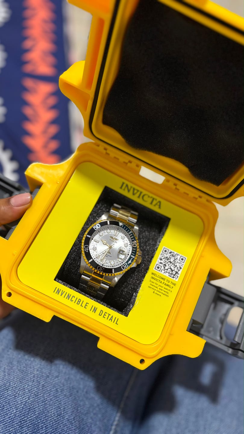 Customer photo review of Reloj Elegante Para Hombre Invicta Pro Diver 44709 - Acero