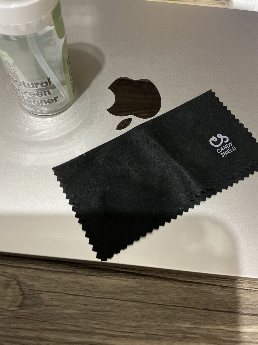 Customer photo review of Screen Cleaner Spray & Microfiber Cloth Kit – Streak-Free for MacBook, iPad & iPhone