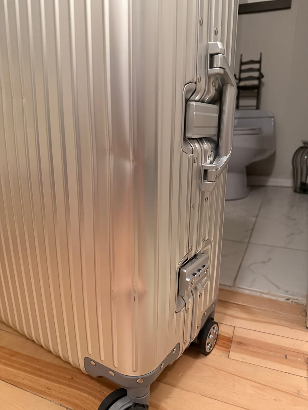 Customer photo review of ALUMINIUM SUITCASE V2 THICKER ALUMINIUM & REMOVEABLE WHEELS