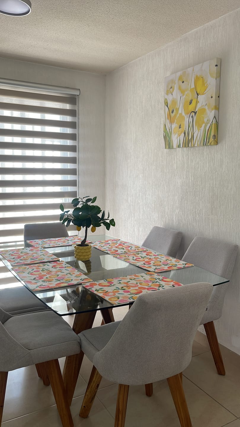 Customer photo review of Yellowed Flowers