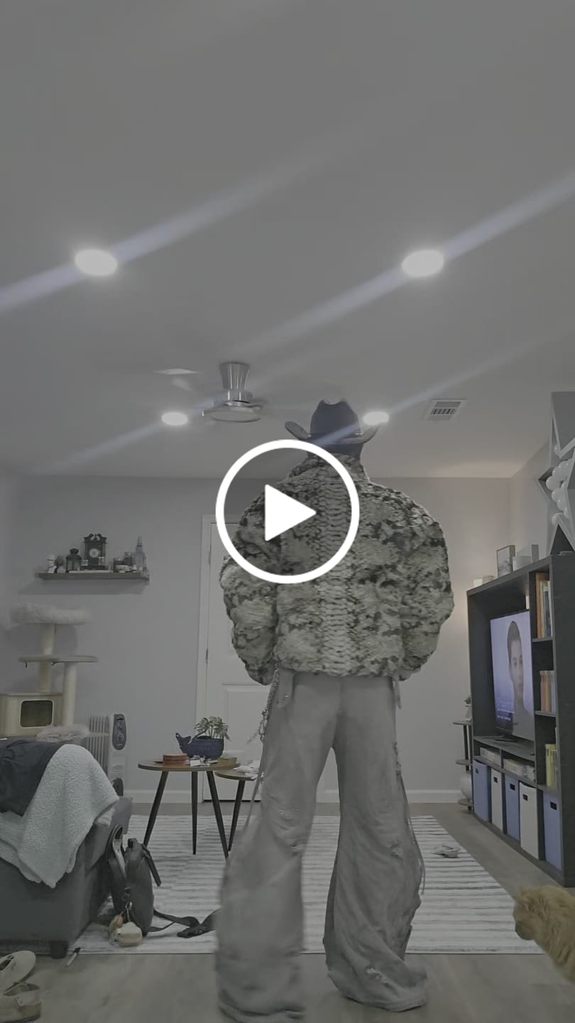 Customer video review of Personsoul Snake Print Faux Fur Jacket