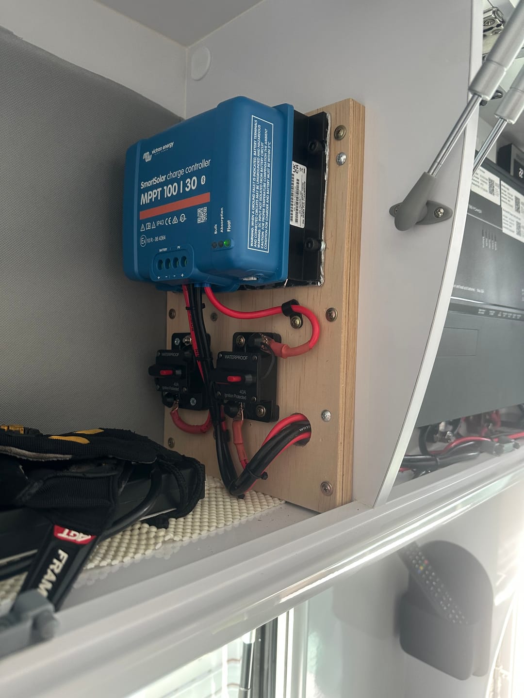 Customer photo review of Victron SmartSolar MPPT (All Models)
