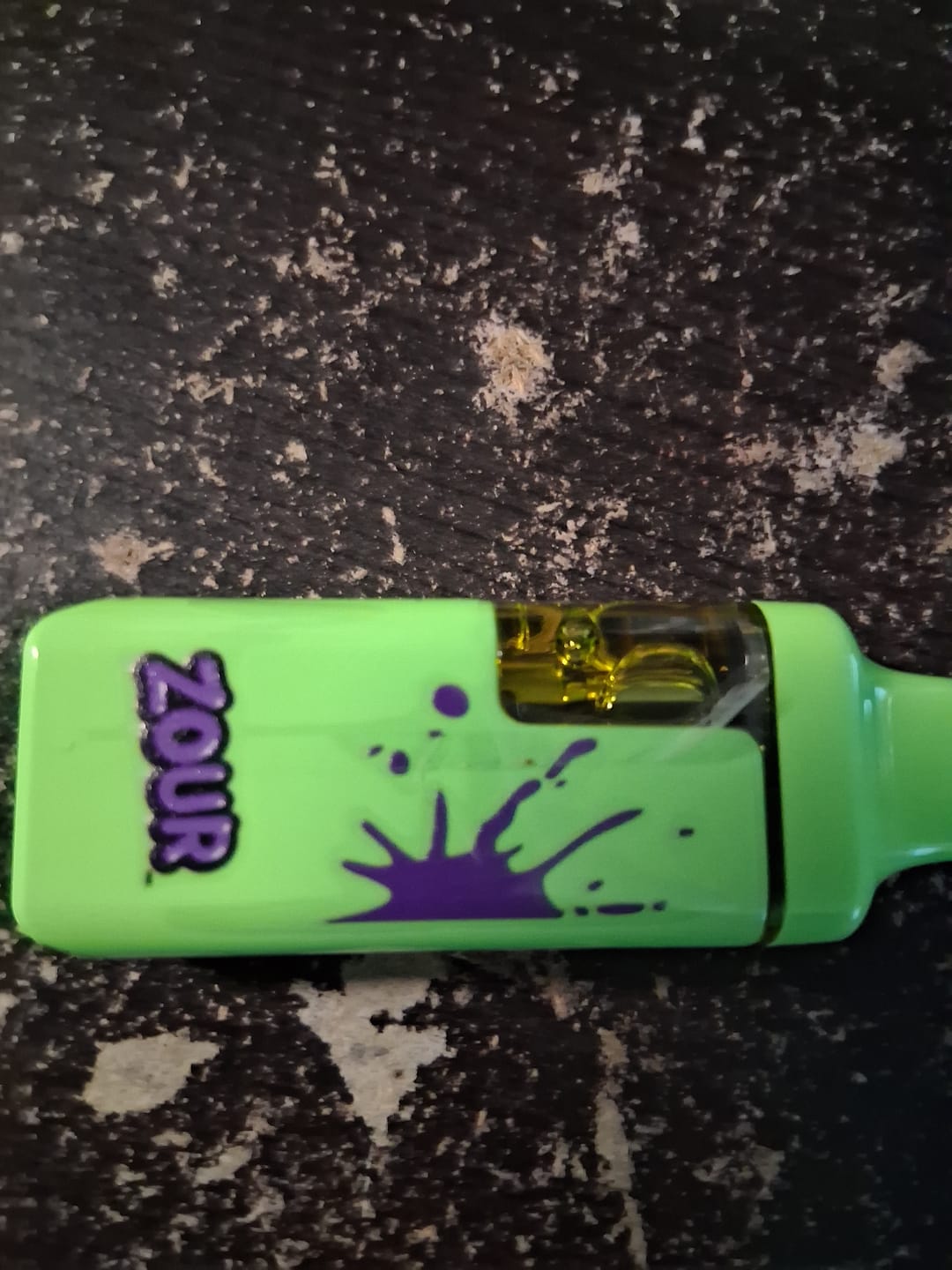 Customer photo review of Zour Stash Grape Bubblegum 1.5ml THCA Device