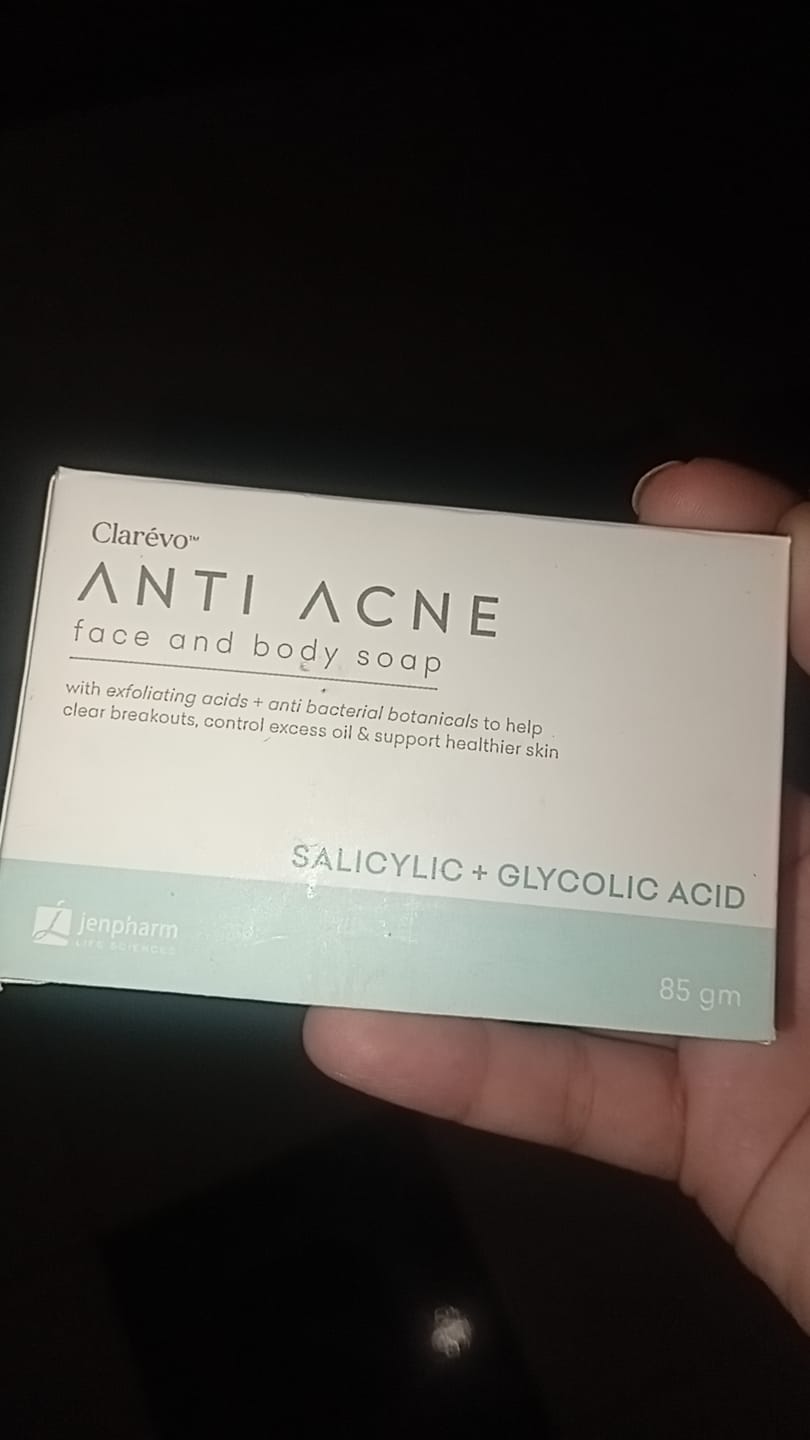 Customer photo review of Clarevo Anti Acne Soap
