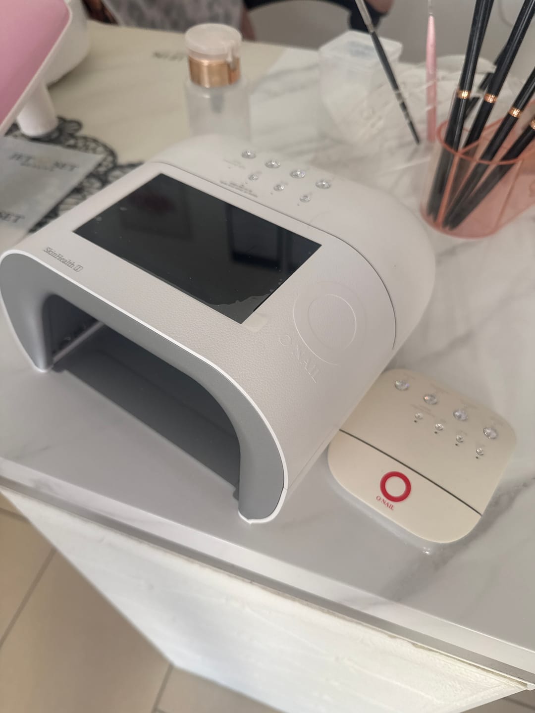 Customer photo review of Wireless Keyboard for AI Nail Lamp