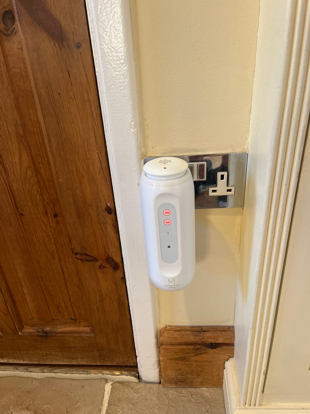 Customer photo review of ZenPlug – The Smart Bluetooth Waterless Plug-In Diffuser