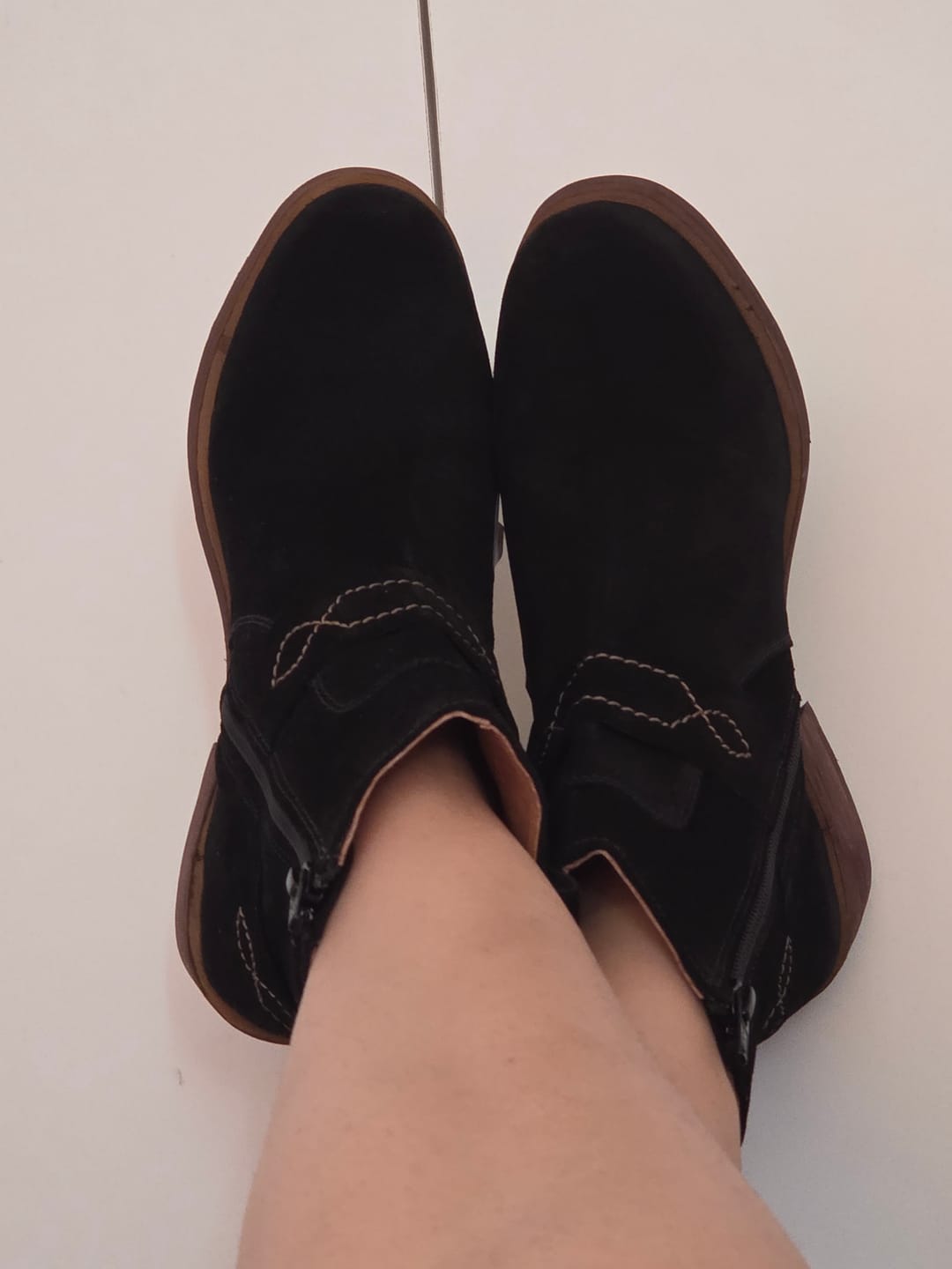 Customer photo review of Botin Mujer / Melia Negro