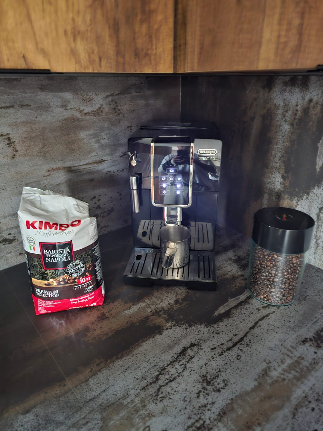 Customer photo review of Napoli - Whole Bean Coffee 2.2lb Bag