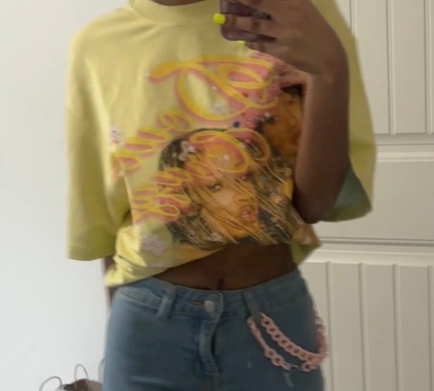 Customer photo review of Vintage 90s Girls Two Tone Tee-614