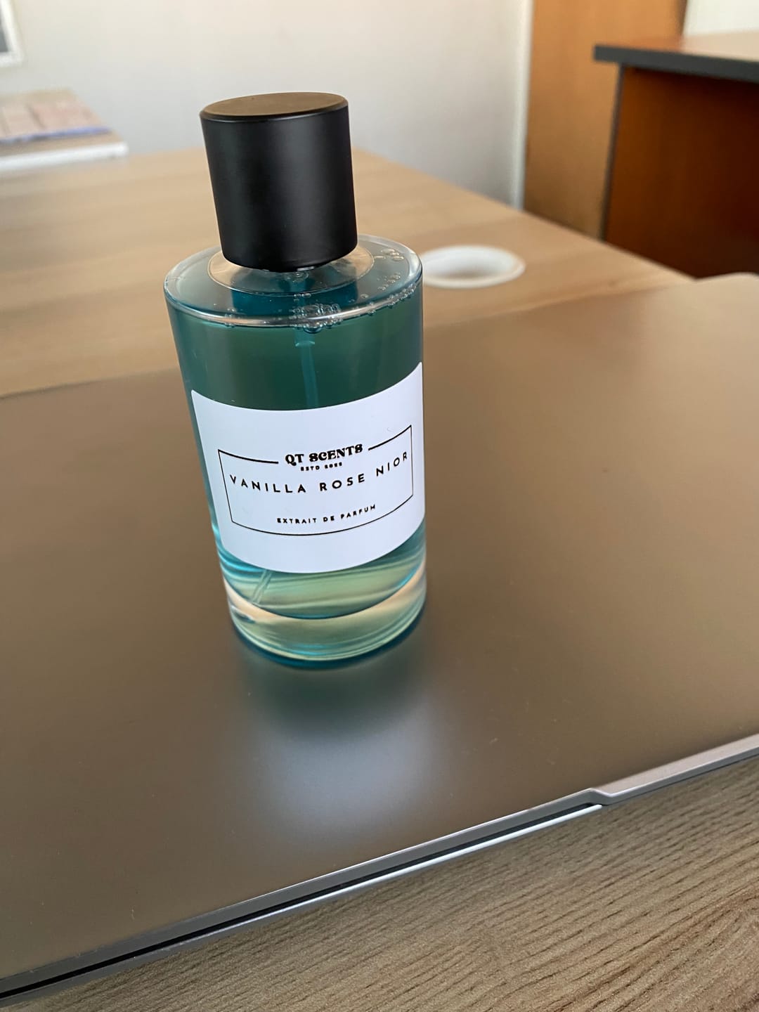Customer photo review of Vanilla rose nior  unisex