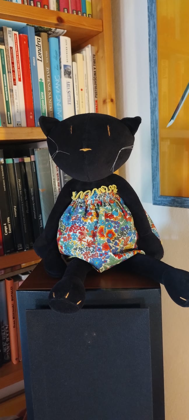 Customer photo review of GISEL LA CHATTE - L
