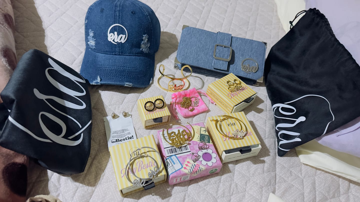 Customer photo review of ERA Denim Signature Wallet