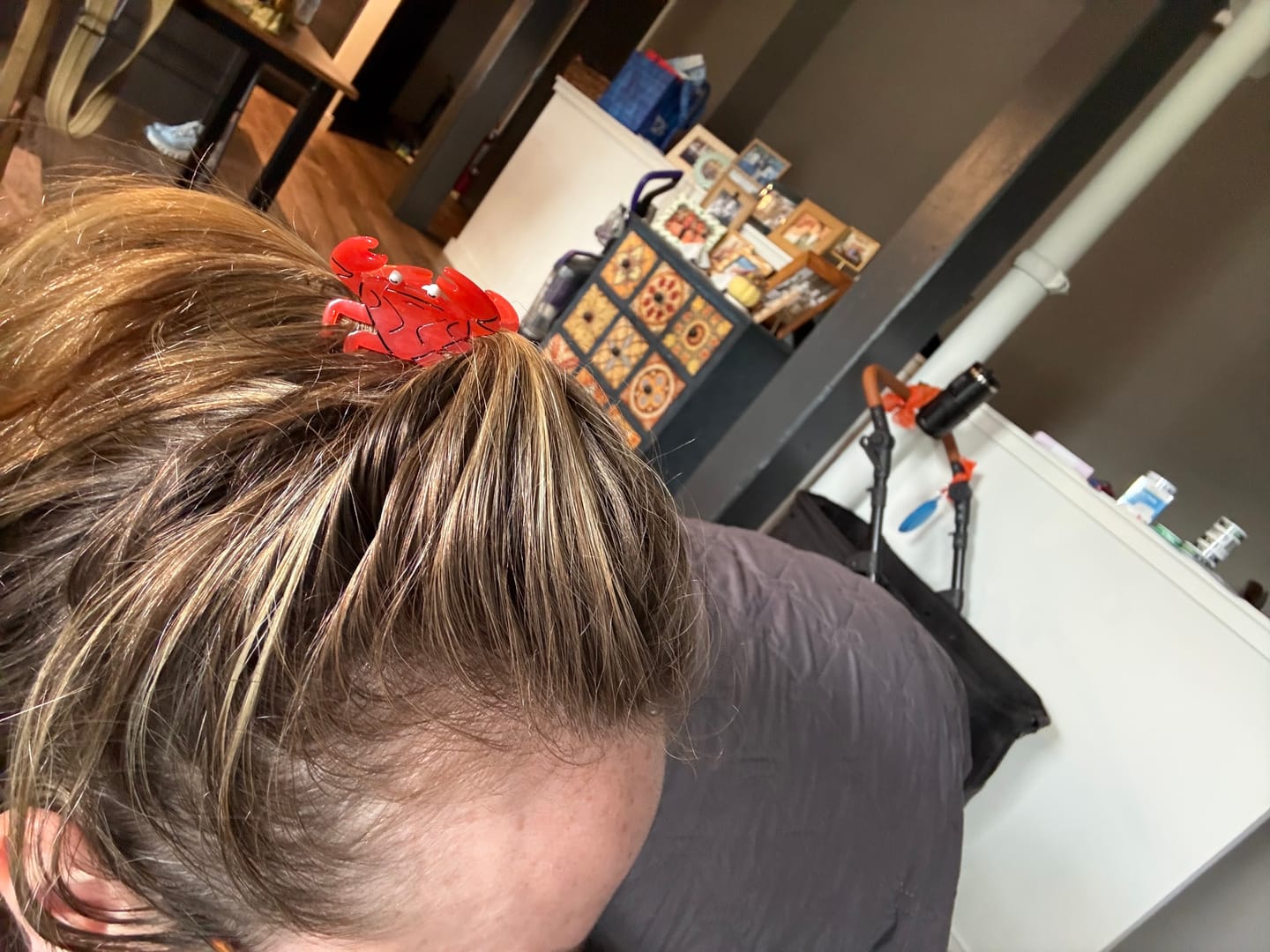 Customer photo review of Mini Crab Hair Claw Clip