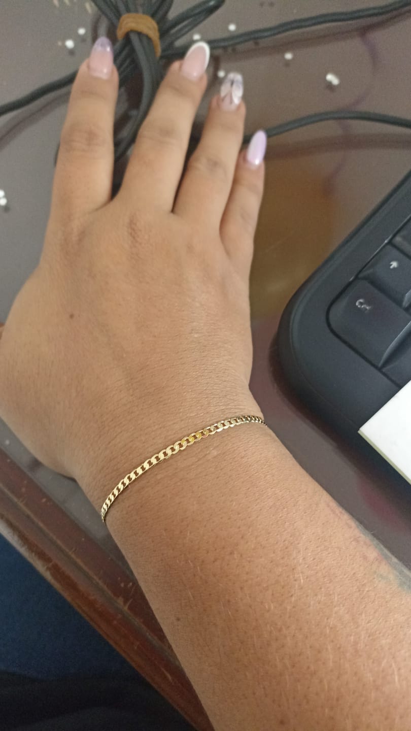 Customer photo review of Pulseras Eslabón Plano en Oro laminado 18k Para Pareja