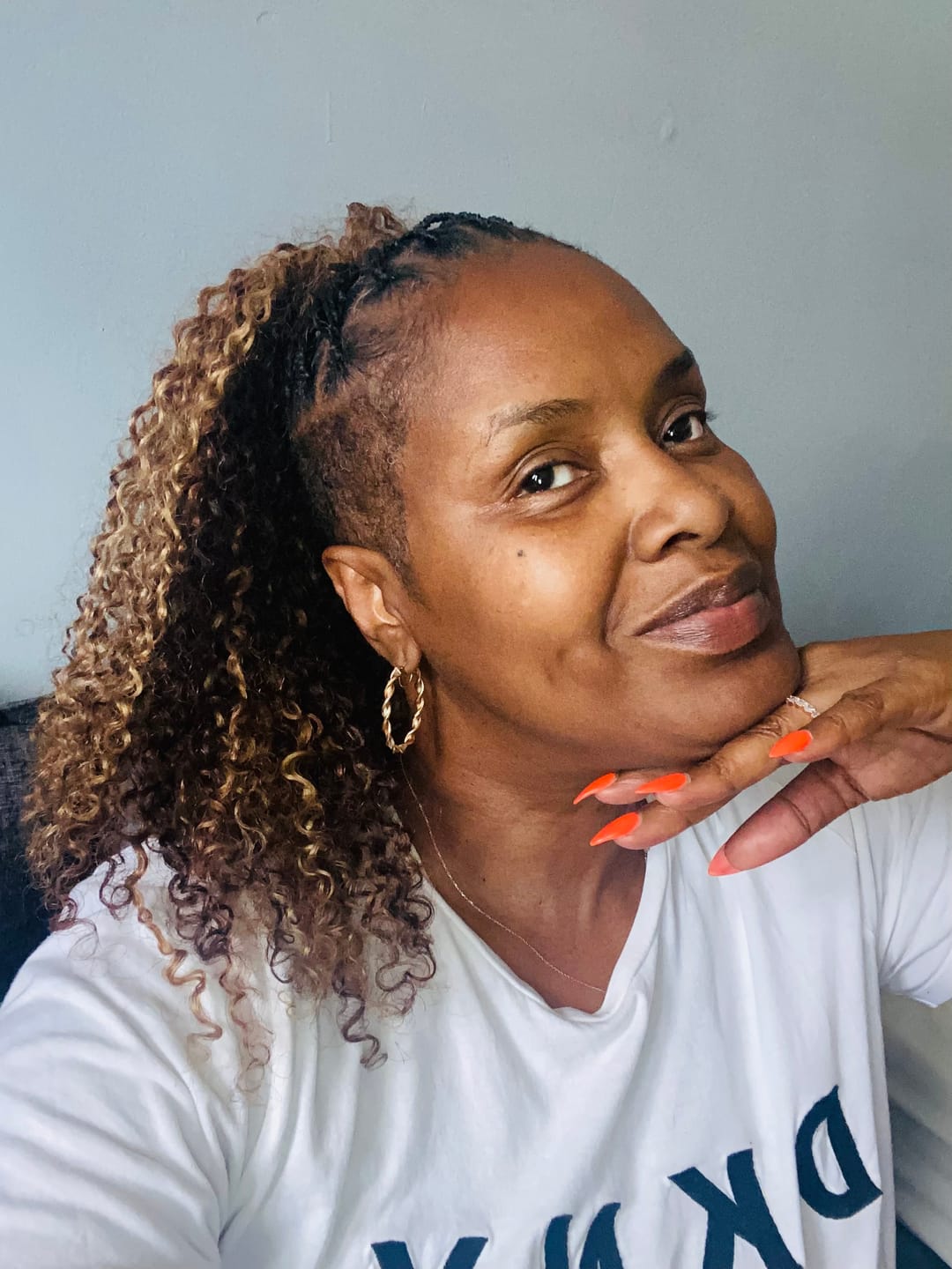 Customer photo review of #T1B/4/27/30 Mix Blend Water Curly Crochet Human Hair