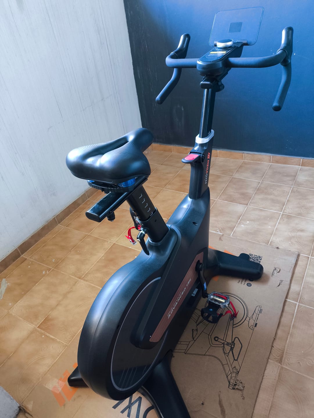 Customer photo review of Bike Ergometrica Smart Advanced 13K | Ajuste Automático De Intensidade | Disco De Inercia 13K | Resistência Magnética| Suporta 150 Kg