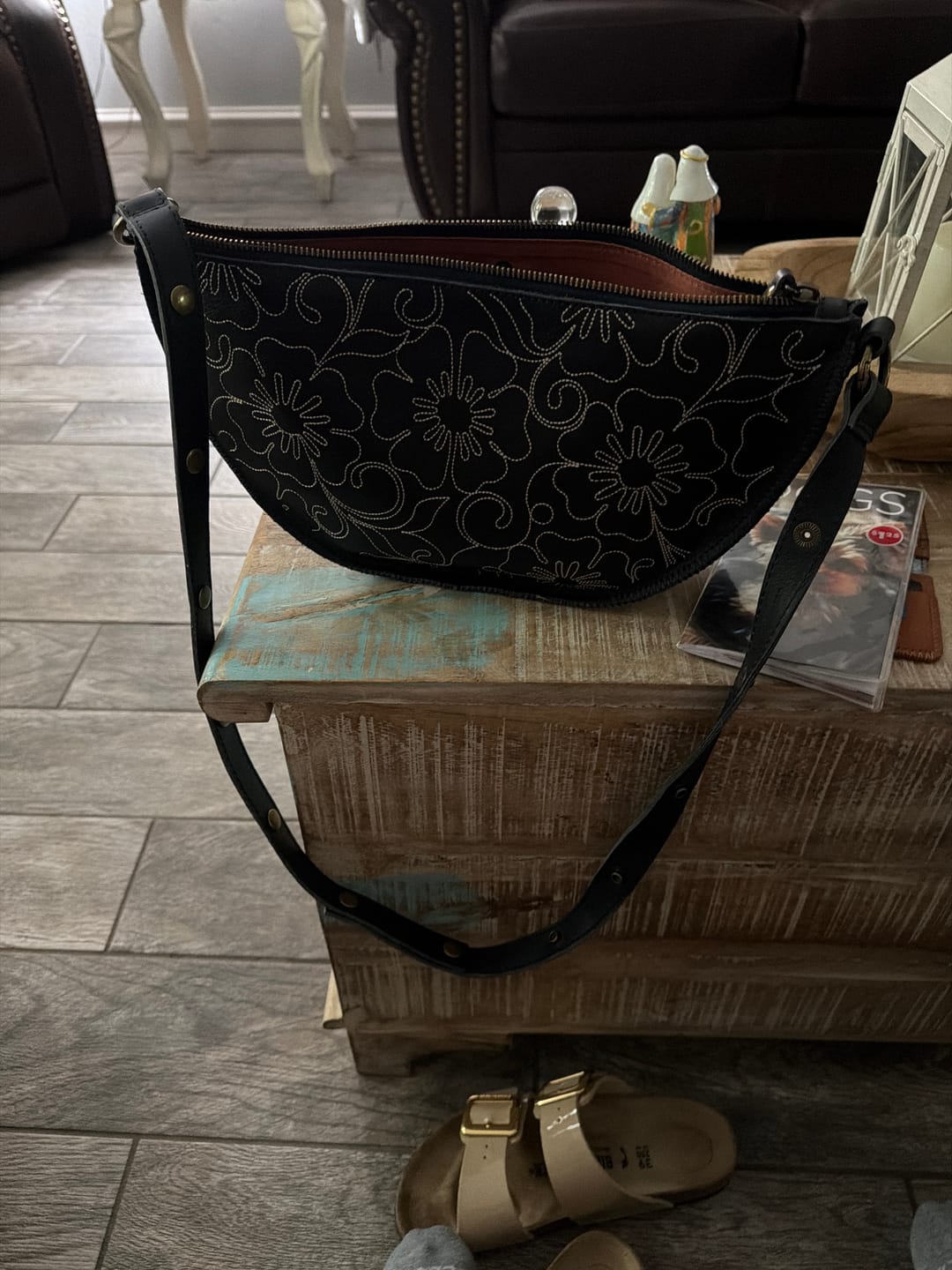 Customer photo review of Floral Navy Queen Bee