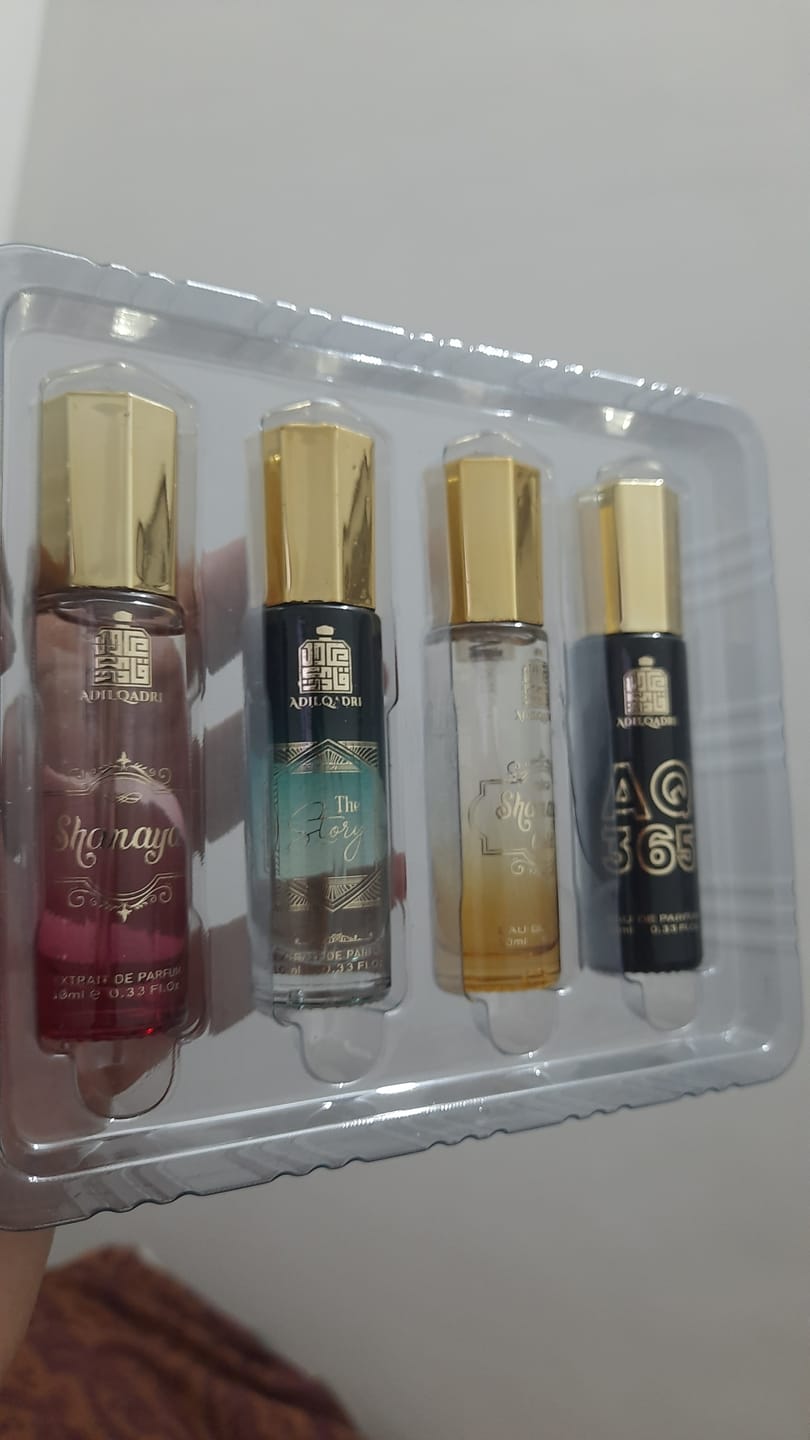 Customer photo review of Perfume Gift Set 4 Pcs Premium Perfume Spray