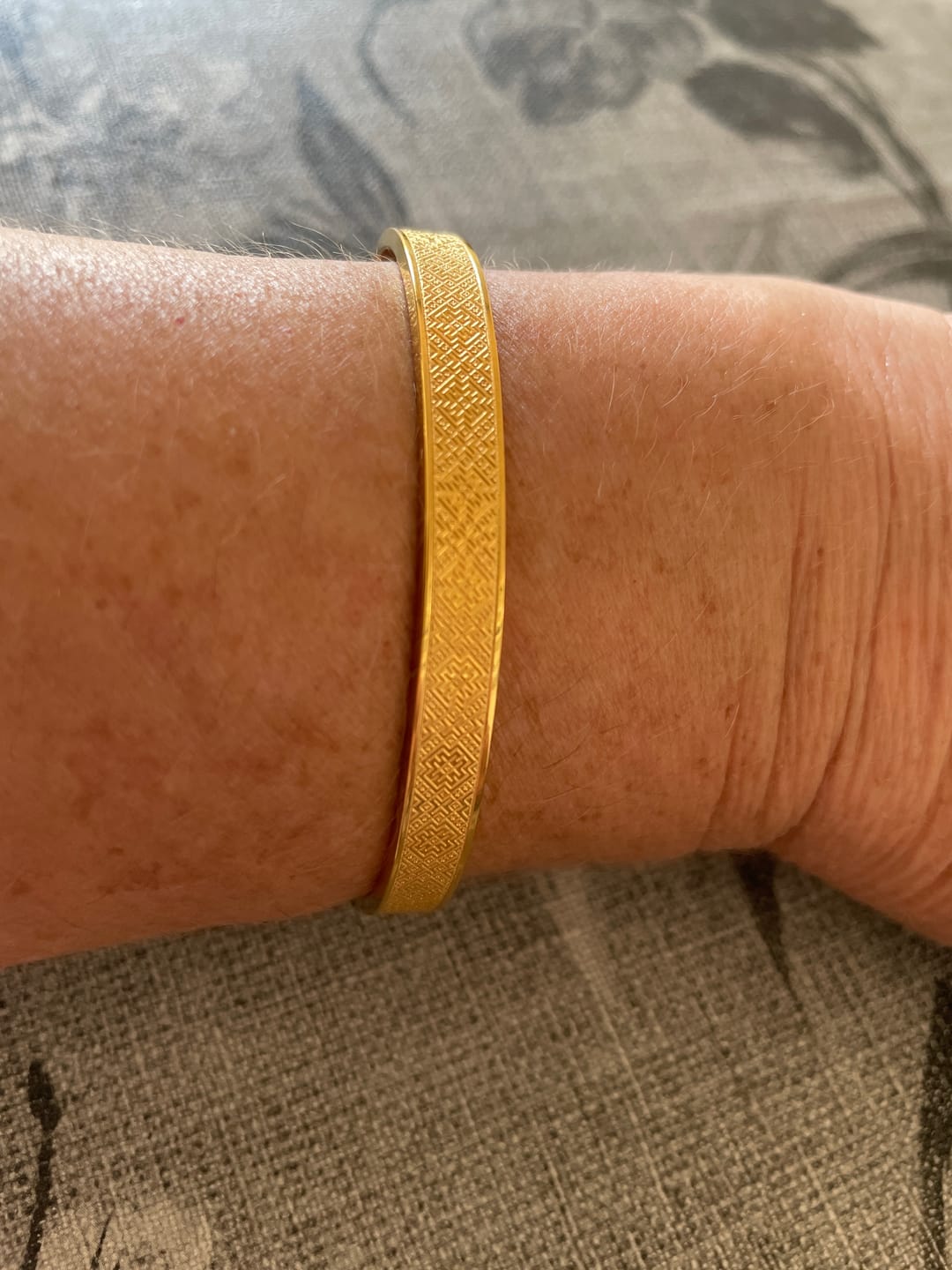 Customer photo review of Titāna rokassprādze "Nacionālā josta"