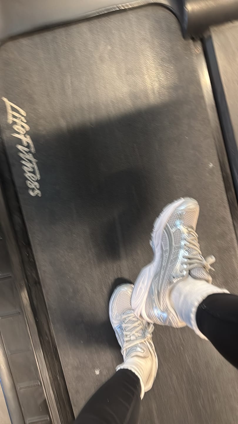 Customer photo review of GEL-Kayano 14 - Cloud Grey / Clay Grey - Scarpe Grigie  Uomo ASICS