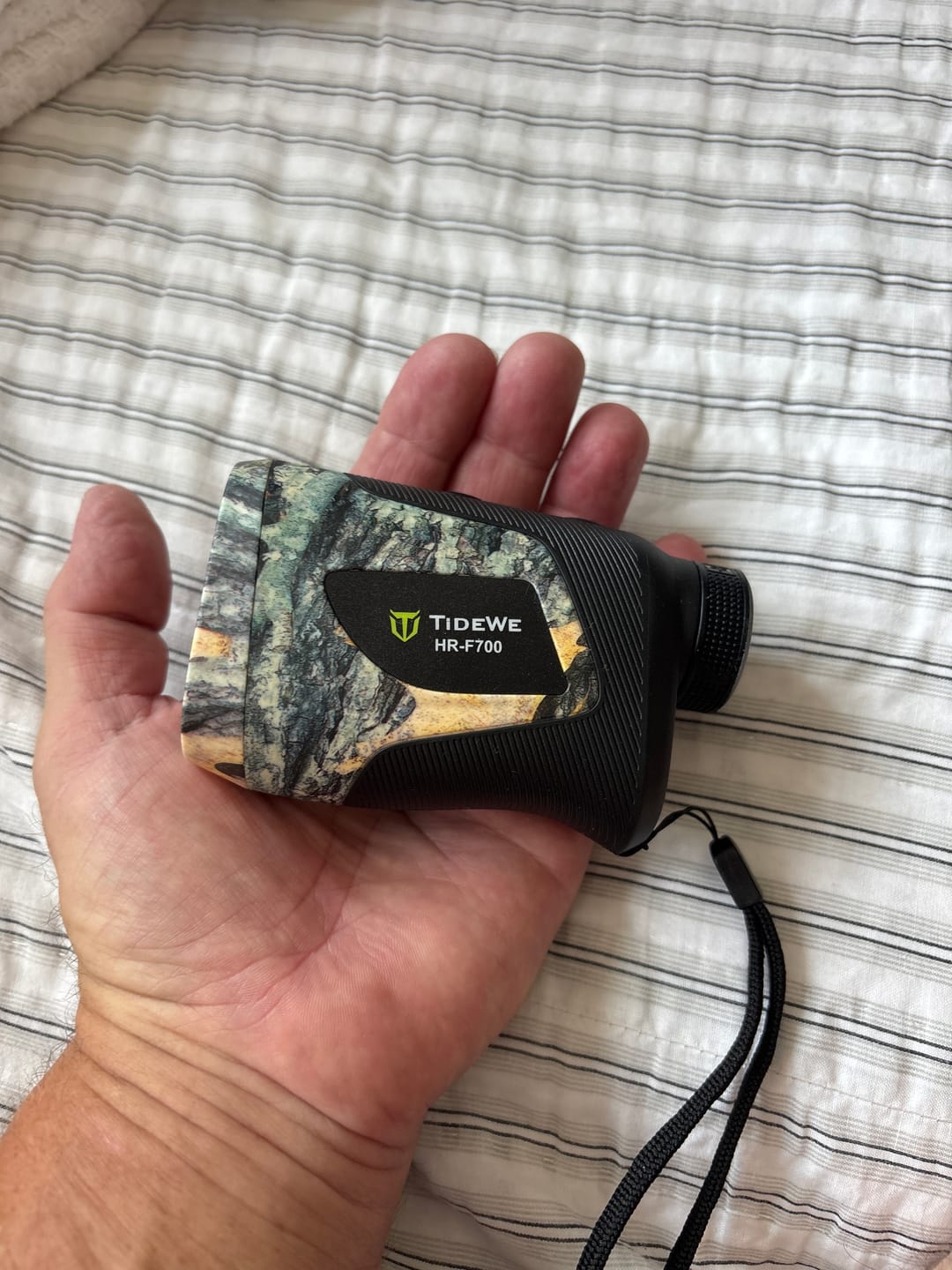 Customer photo review of FLASH SALE Camo Deer Hunting Rangefinder 700Y Laser Range Finder