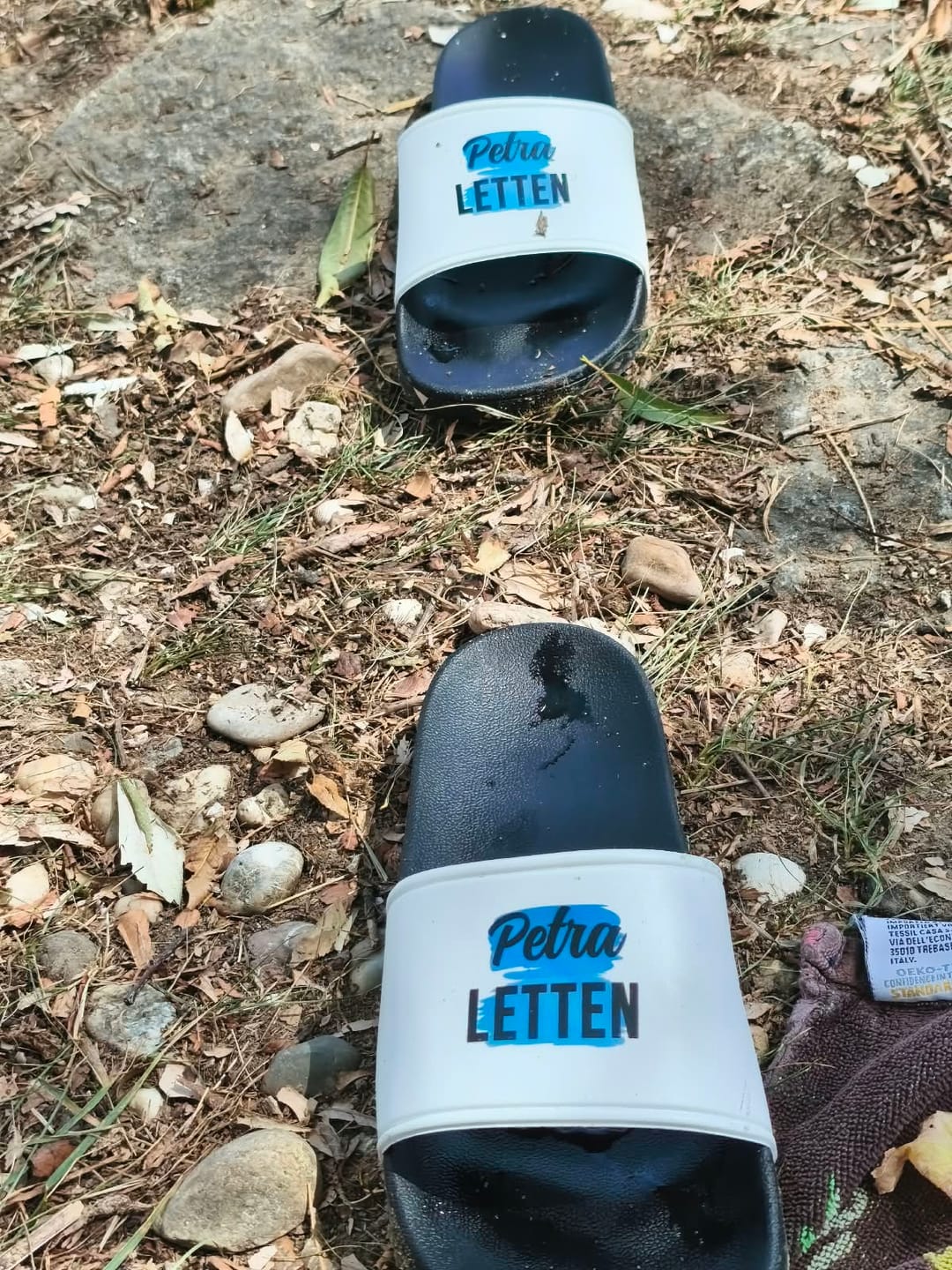 Customer photo review of Deine Letten - Personalisierte Badeschlappen mit Name