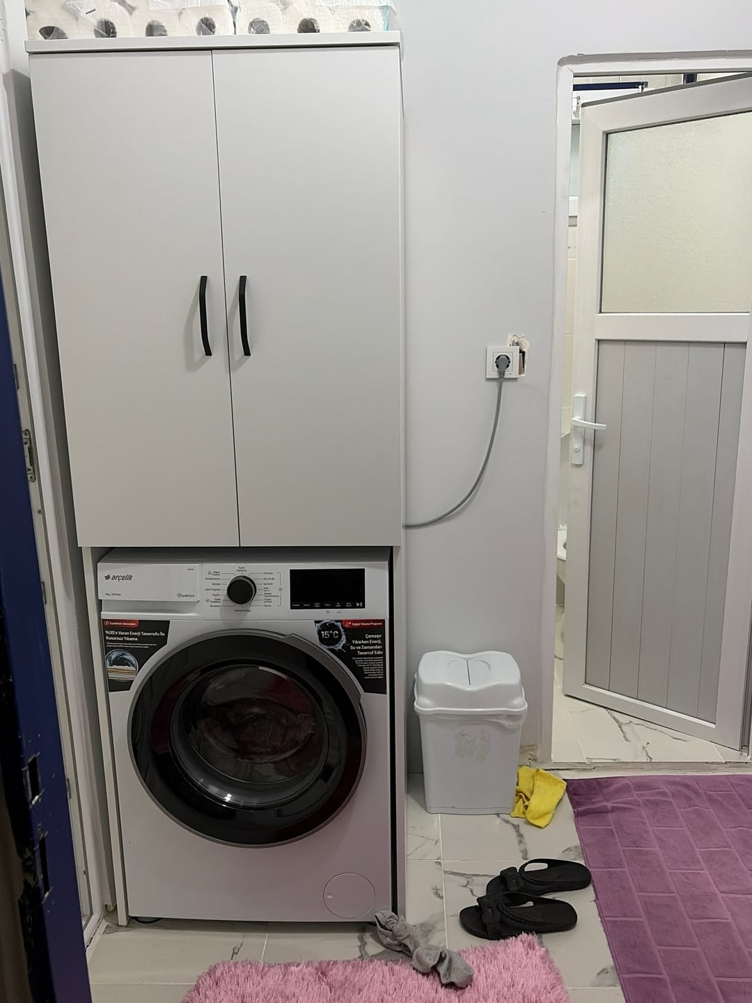 Customer photo review of Rani KD119 Çamaşır Makinesi Dolabı 2 Kapaklı 2 Raflı Banyo Dolabı Beyaz