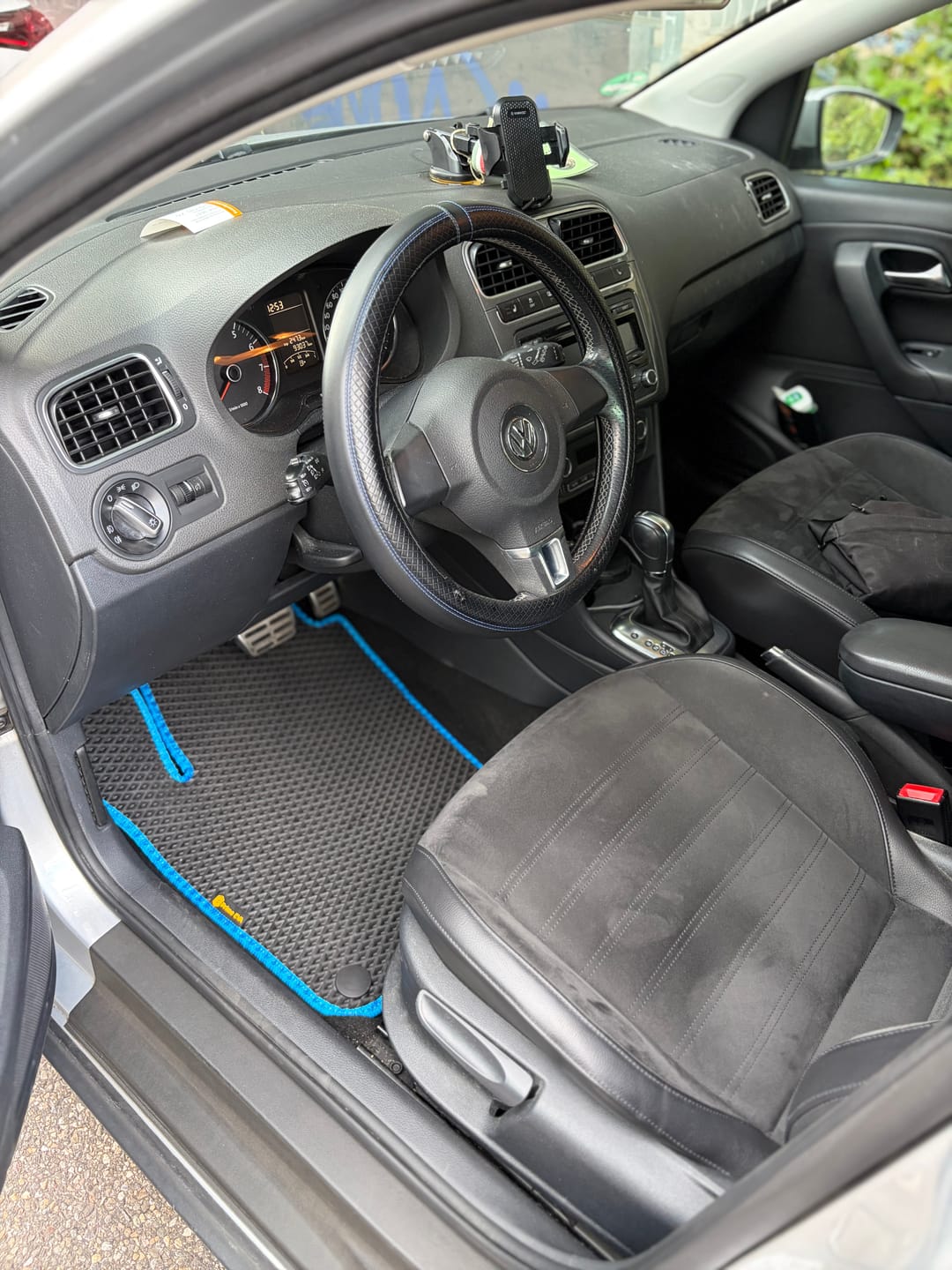 Customer photo review of Auto Fußmatten nach Maß - Komplettset