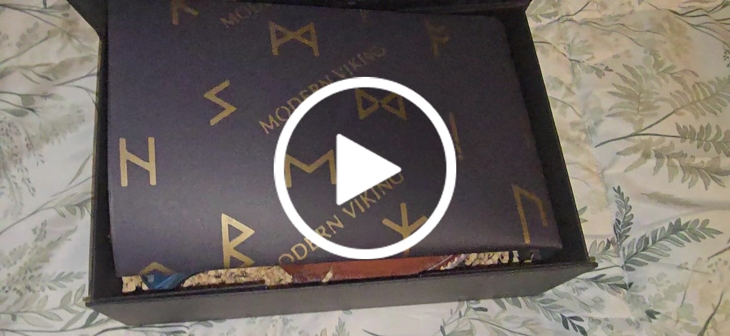 Customer video review of Fathers day gift box + Viking card