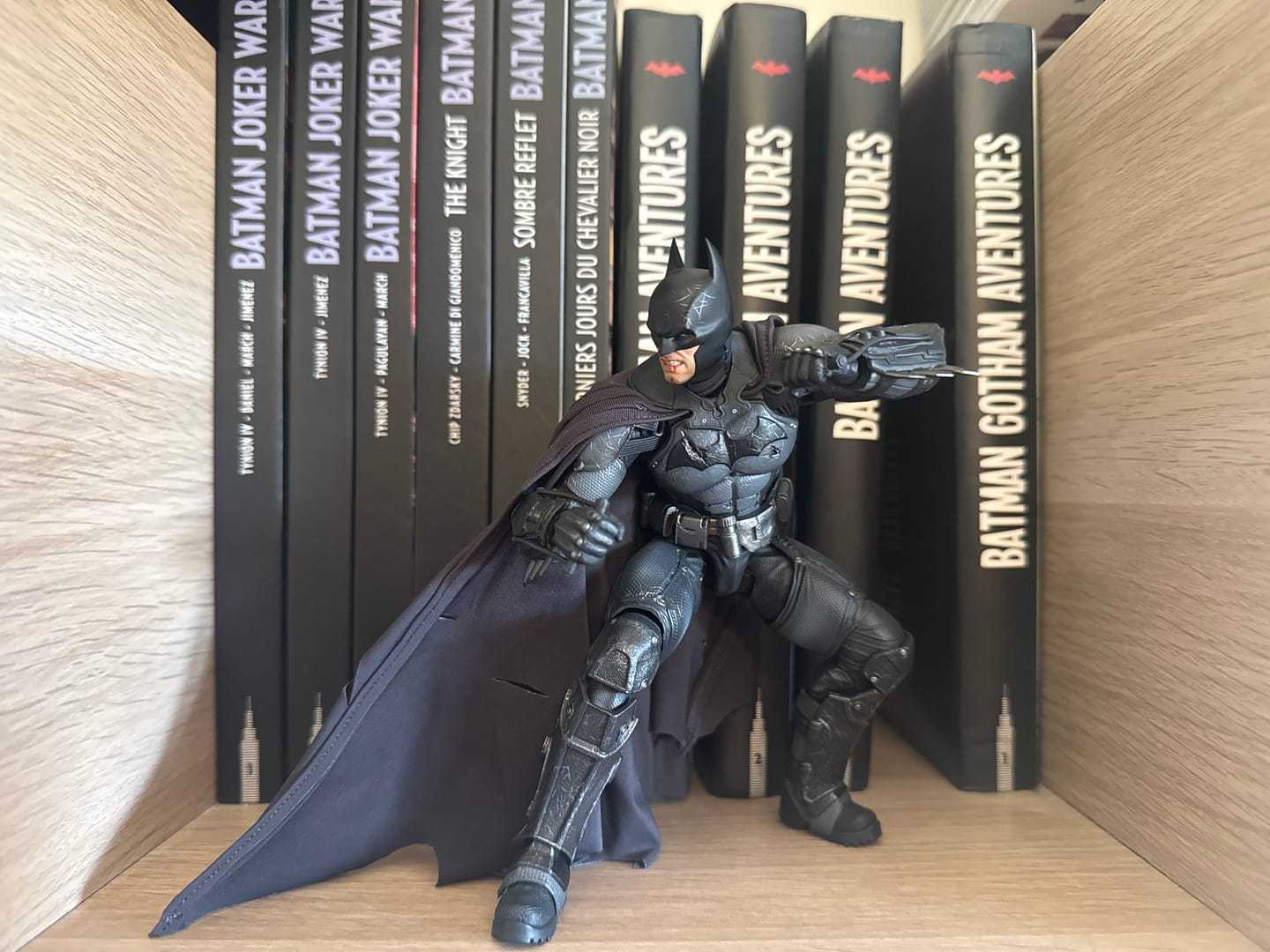 Customer photo review of Batman: Arkham Origins - Batman (Battle Damaged Version) Action Figure