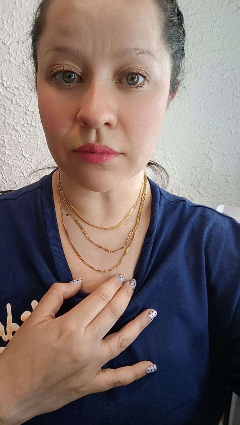 Customer photo review of Collar Rosalie