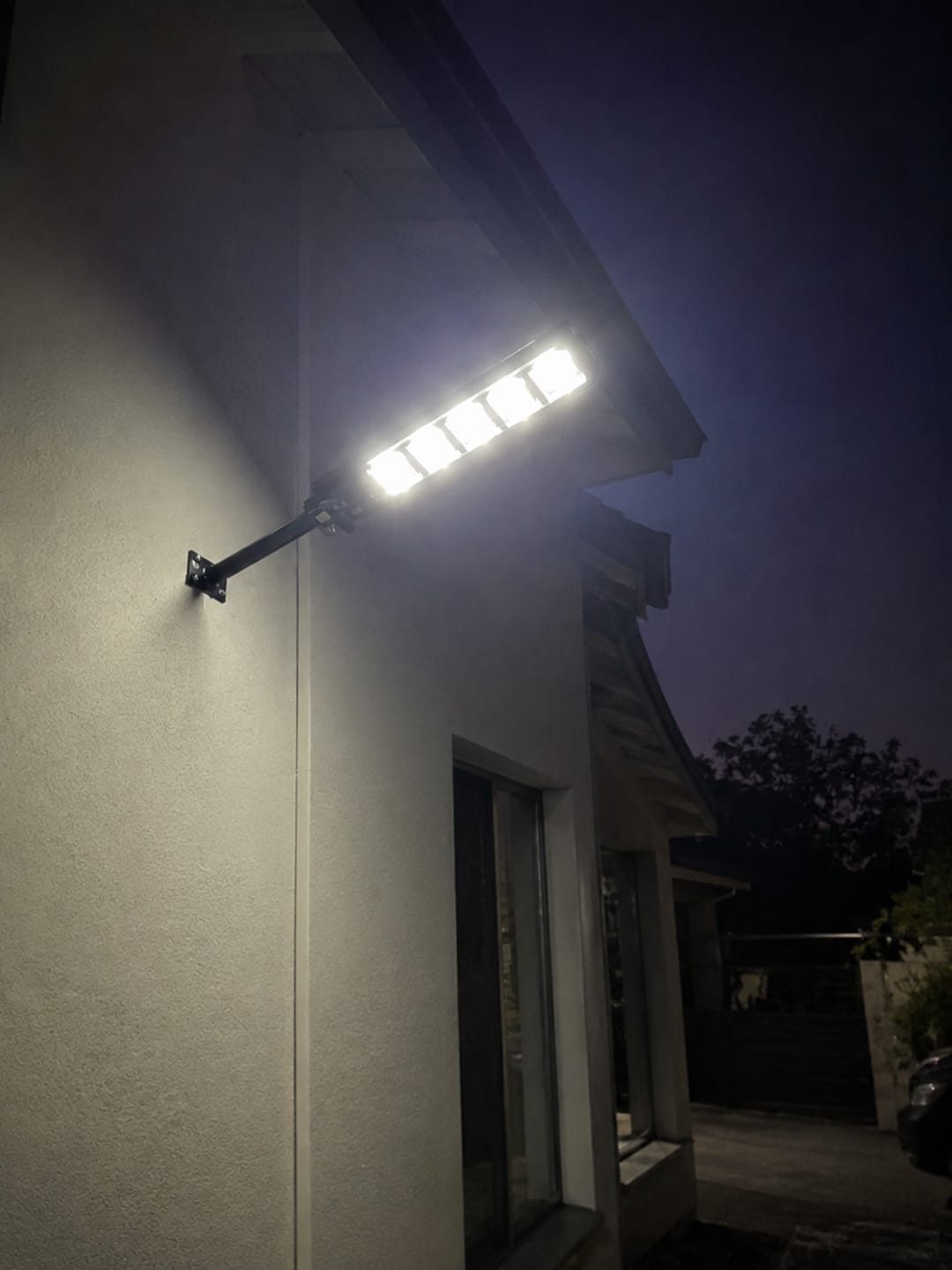 Customer photo review of Solar Street Light Motion Sensor | IP65 Waterproof | 100W/200W/300W with Remote