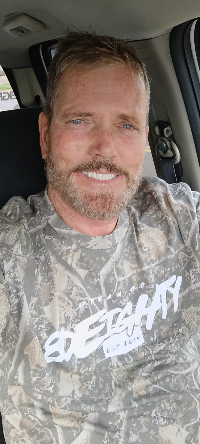 Customer photo review of 80Eighty® Dynasty Shirt