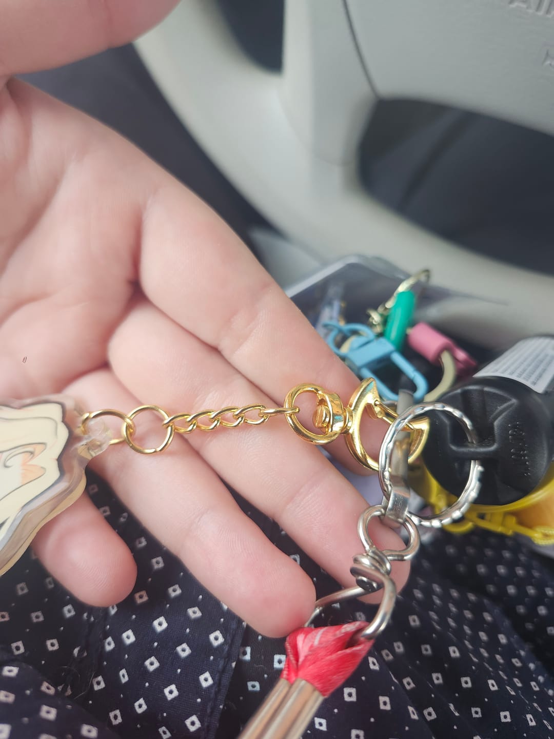 Customer photo review of Caine Shaker Keychain
