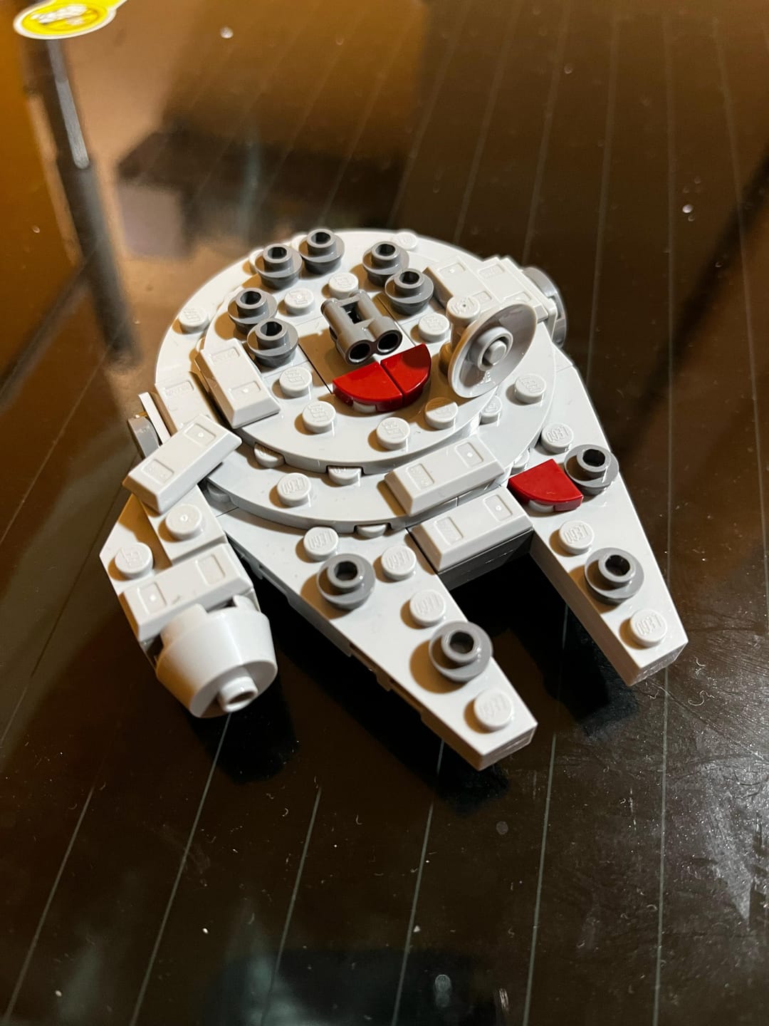 Customer photo review of Minimodelo del Halcón Milenario