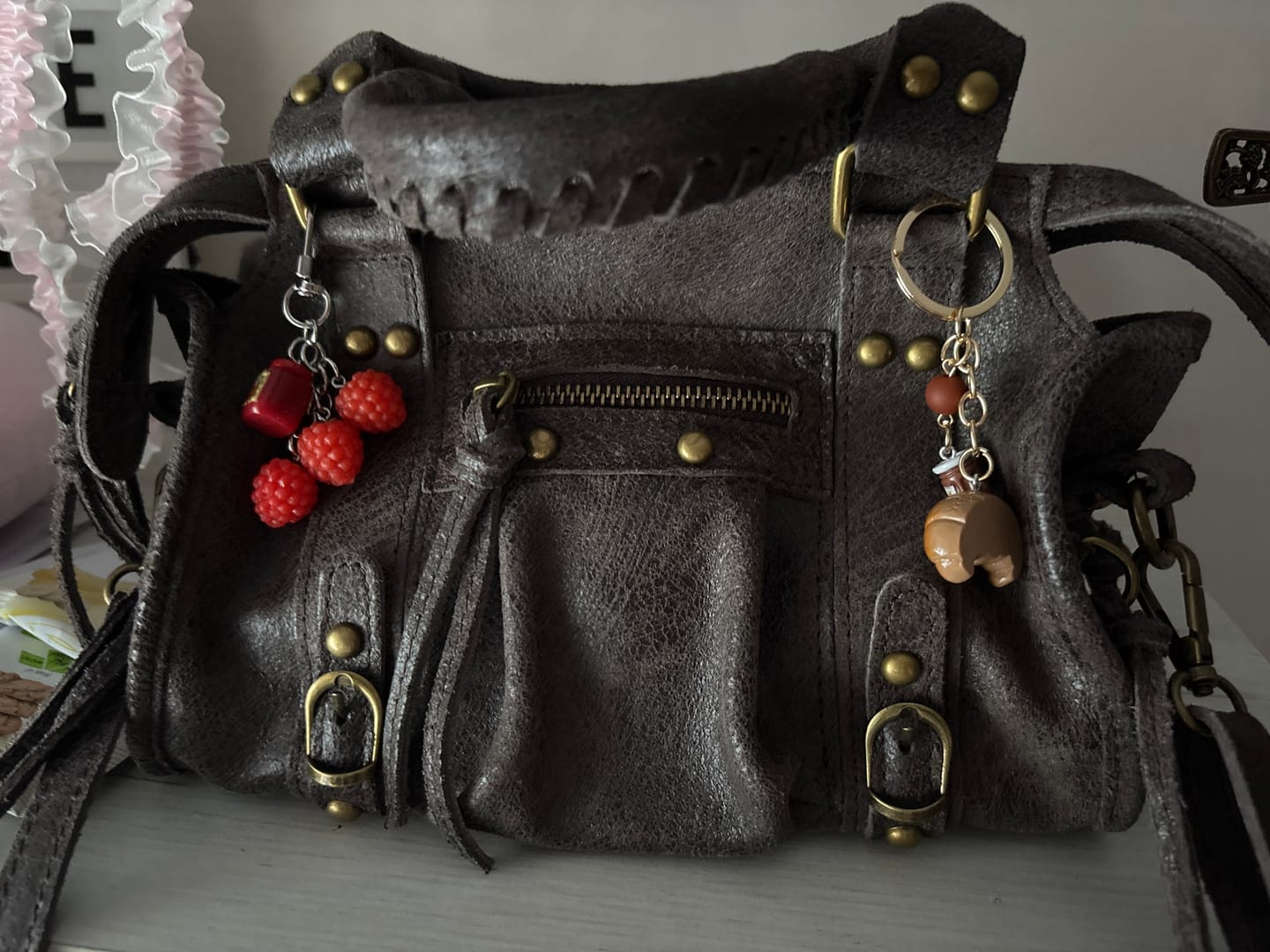 Customer photo review of Mini it girl bag dark chocolate
