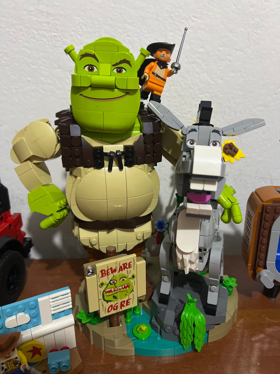 Customer photo review of SHREK, BURRO Y GATO CON BOTAS