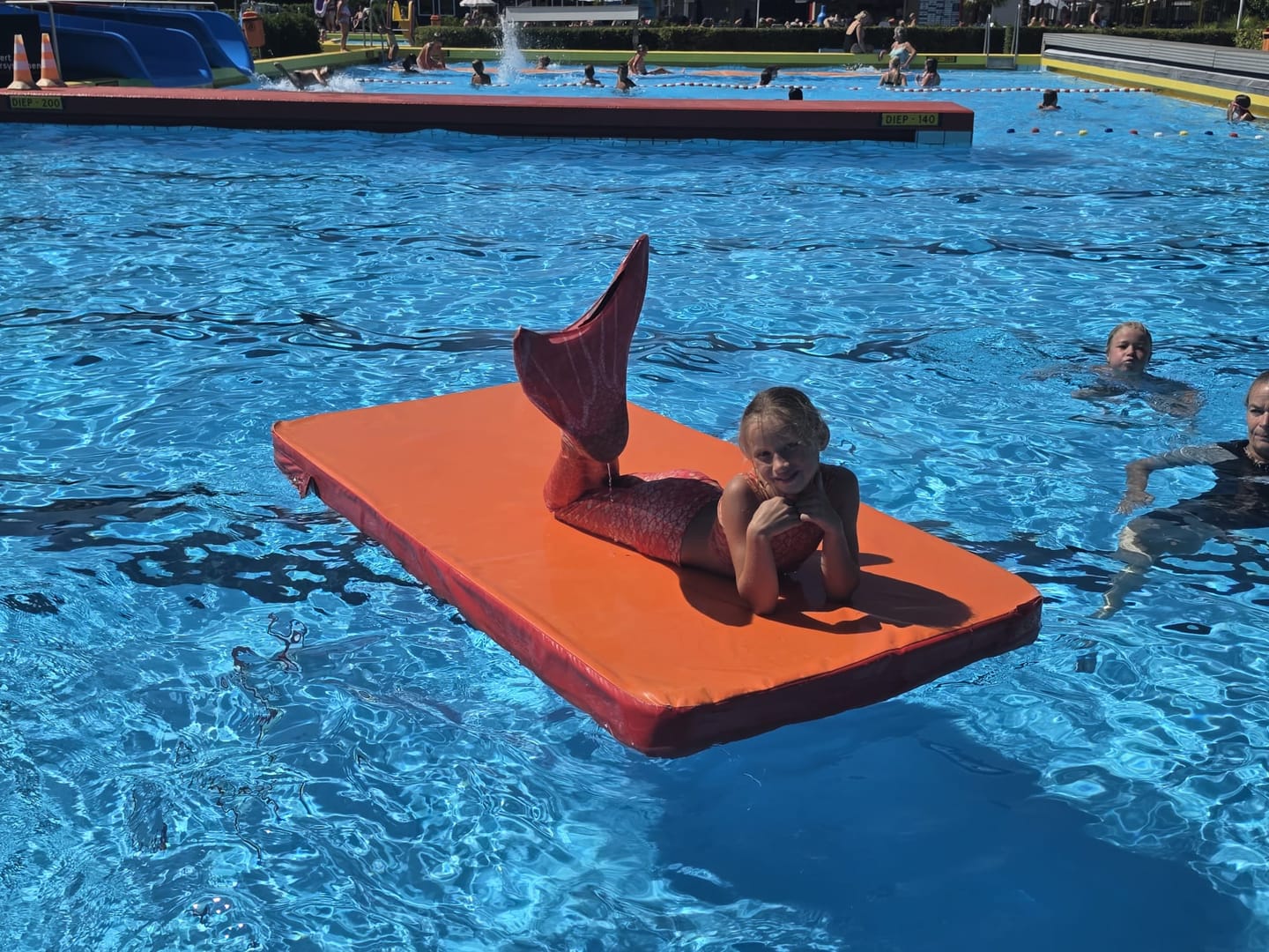 Customer photo review of Mermaid Sisters Pro Monovin