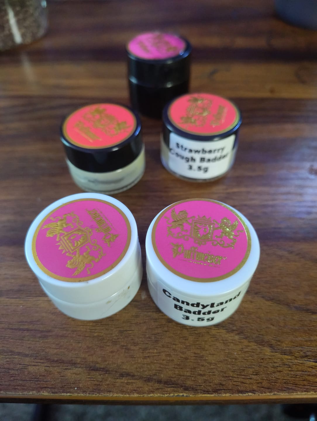 Customer photo review of Legendary Honey Crystal Gorilla Glue 3.5G (BOGO)