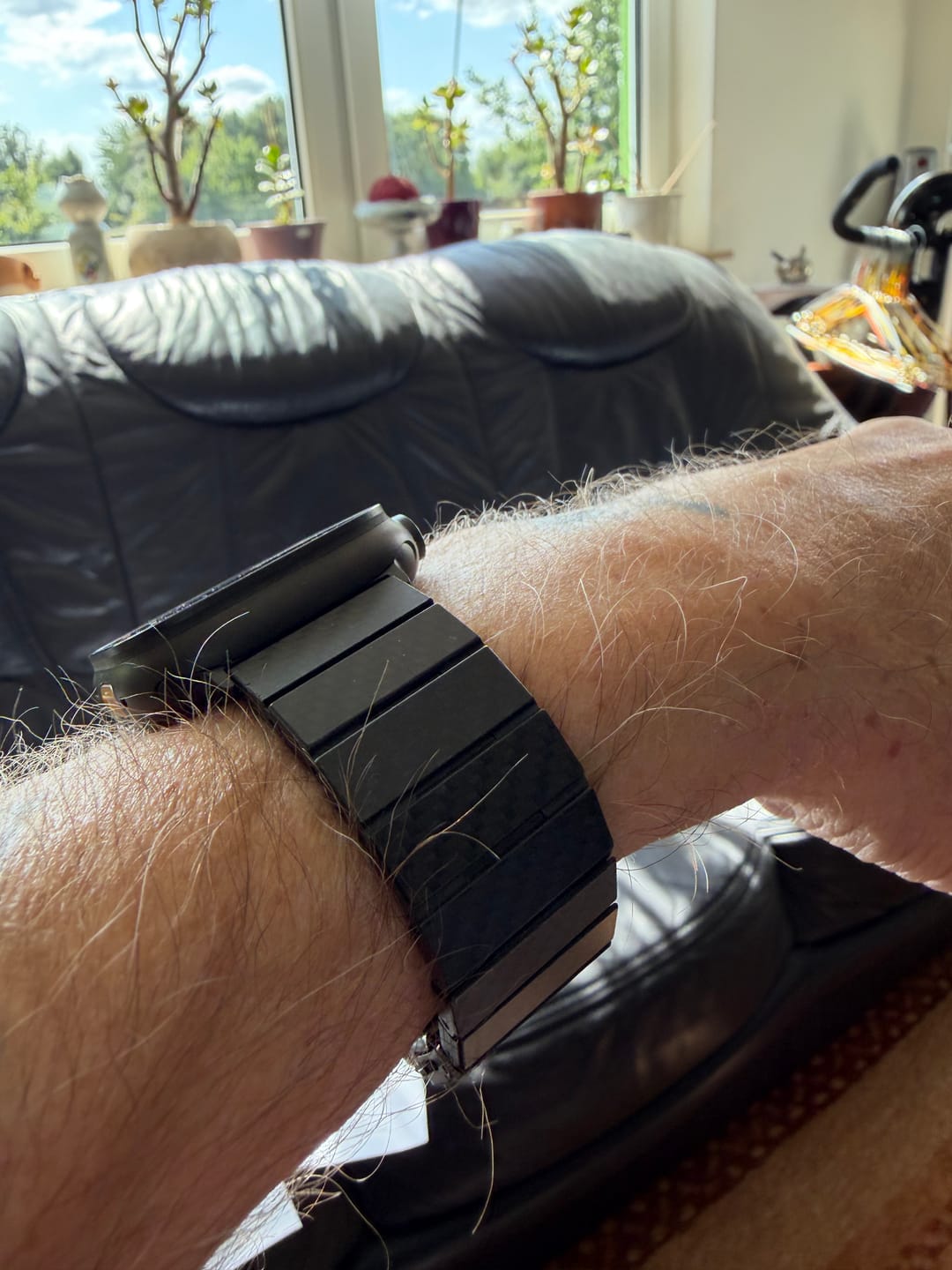 Customer photo review of arktisband Apple Watch Ultra KARBON Armband