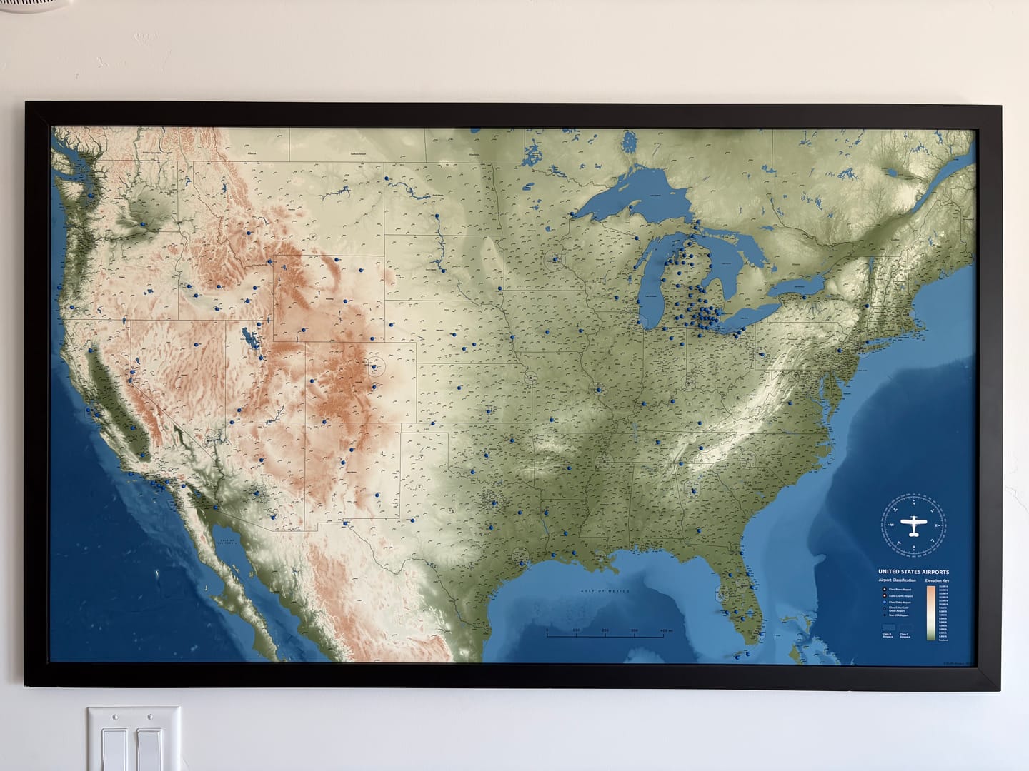 Customer photo review of United States Airports Push Pin Map