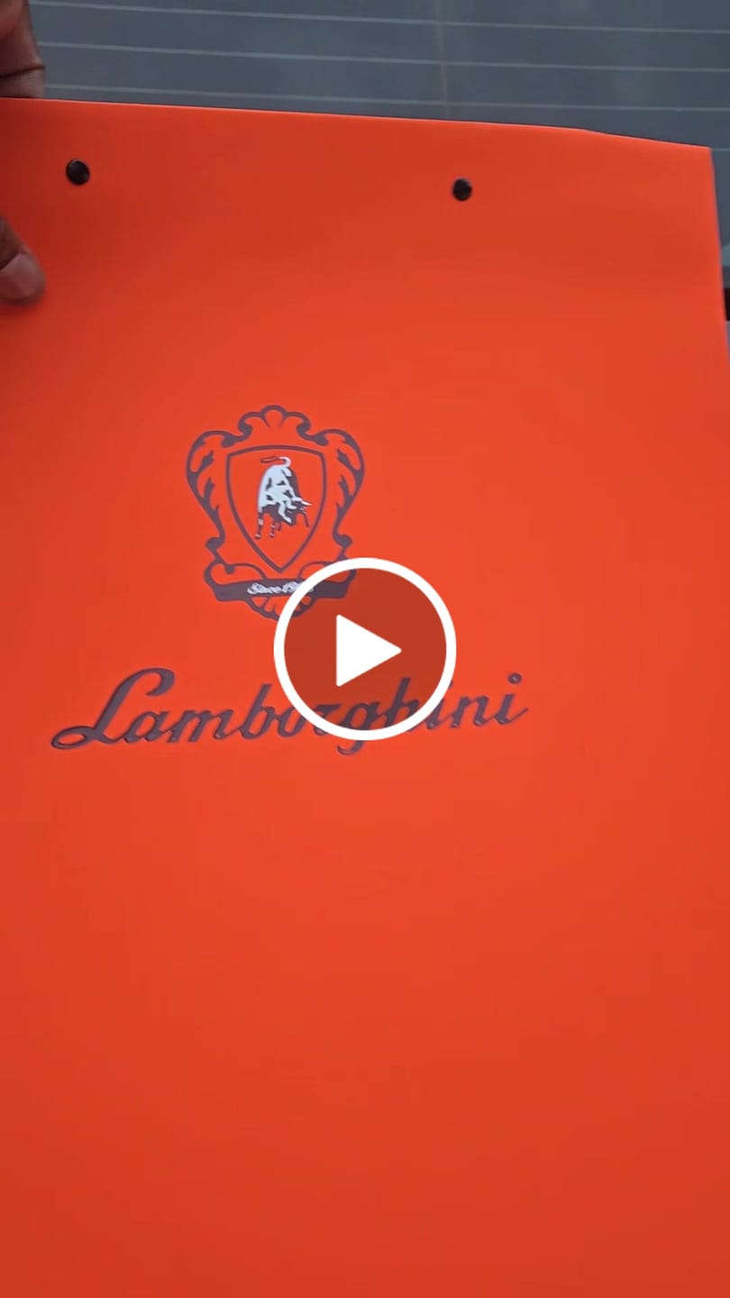 Customer video review of Lamborghini Oro Vino Spumante with Gift Set (2026)