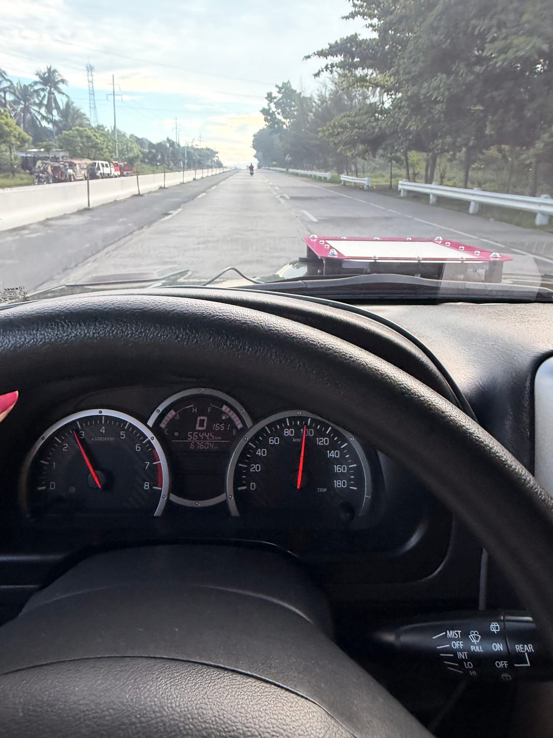 Customer photo review of Starlink Mini Magnetic Mounting System with Handles