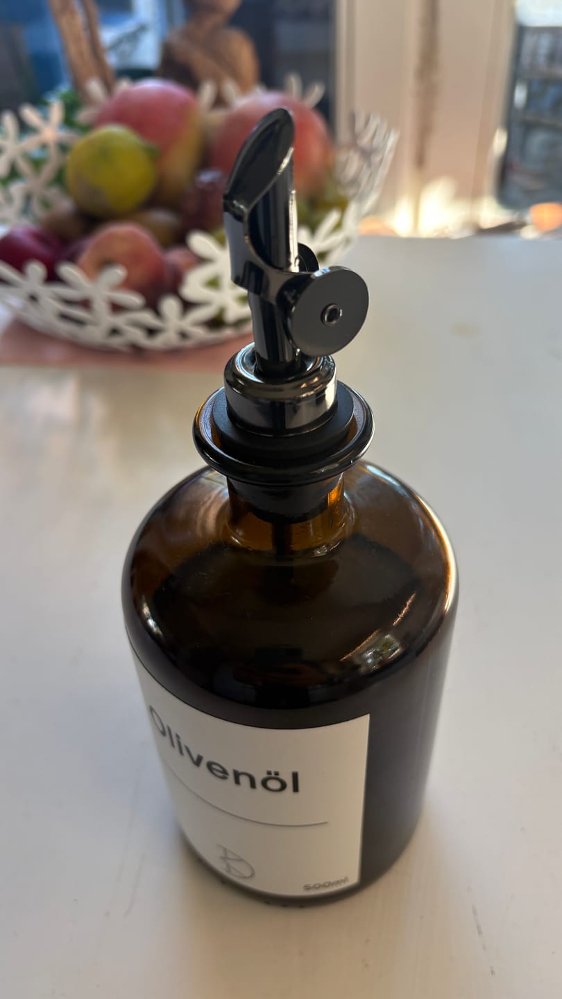 Customer photo review of Ölflasche aus Braunglas – 500 ml mit Edelstahl-Ausgießer & UV-Schutz