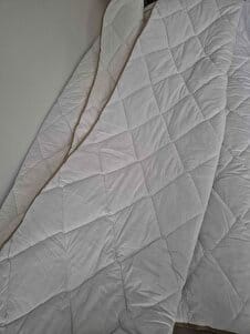 Customer photo review of Çift Kişilik Kuzu Yünü Yorgan 195x215 cm 3 kg Merinos Kuzu Yünü