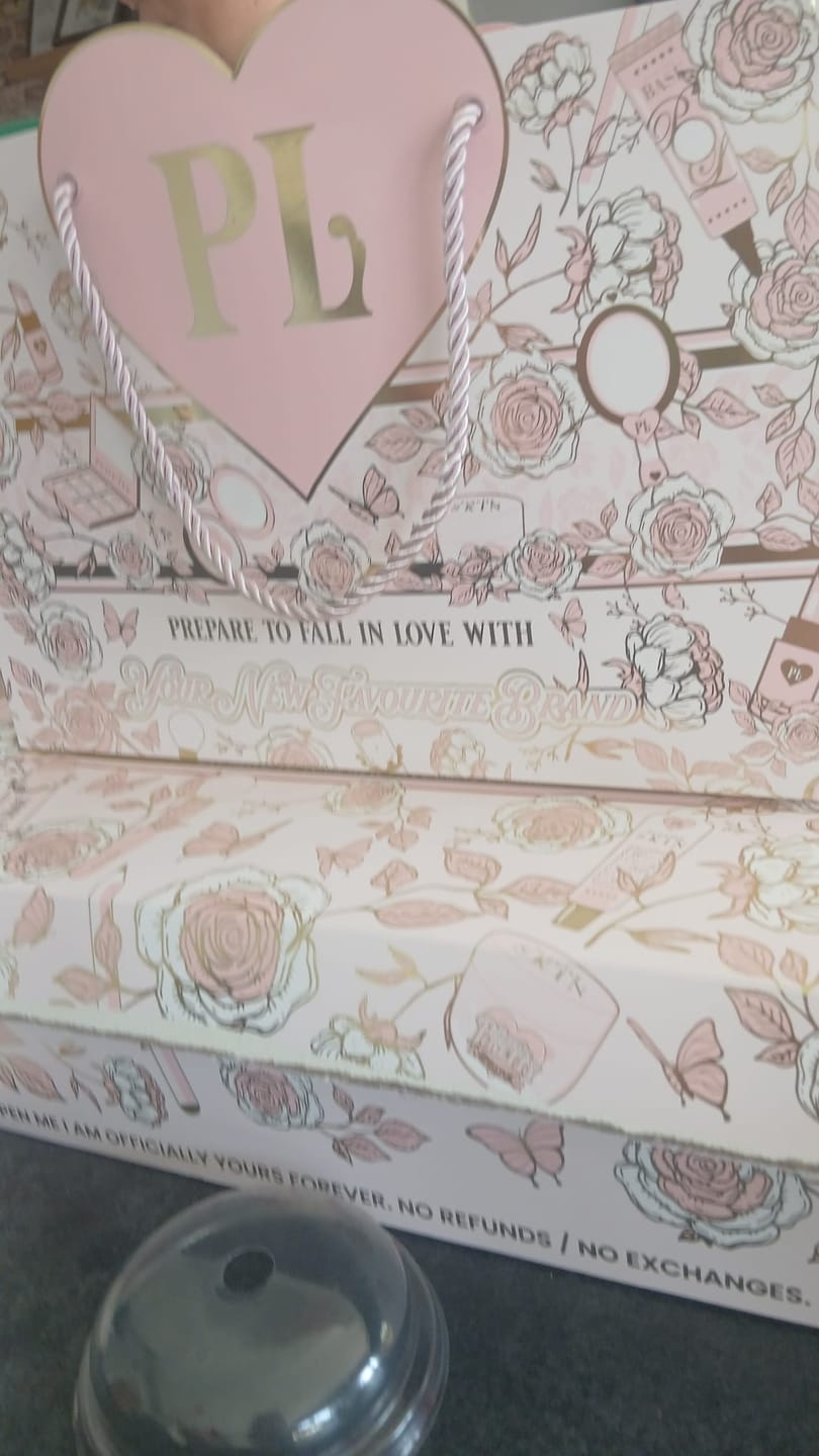 Kupčeva recenzija Trippple Mystery Box fotografije